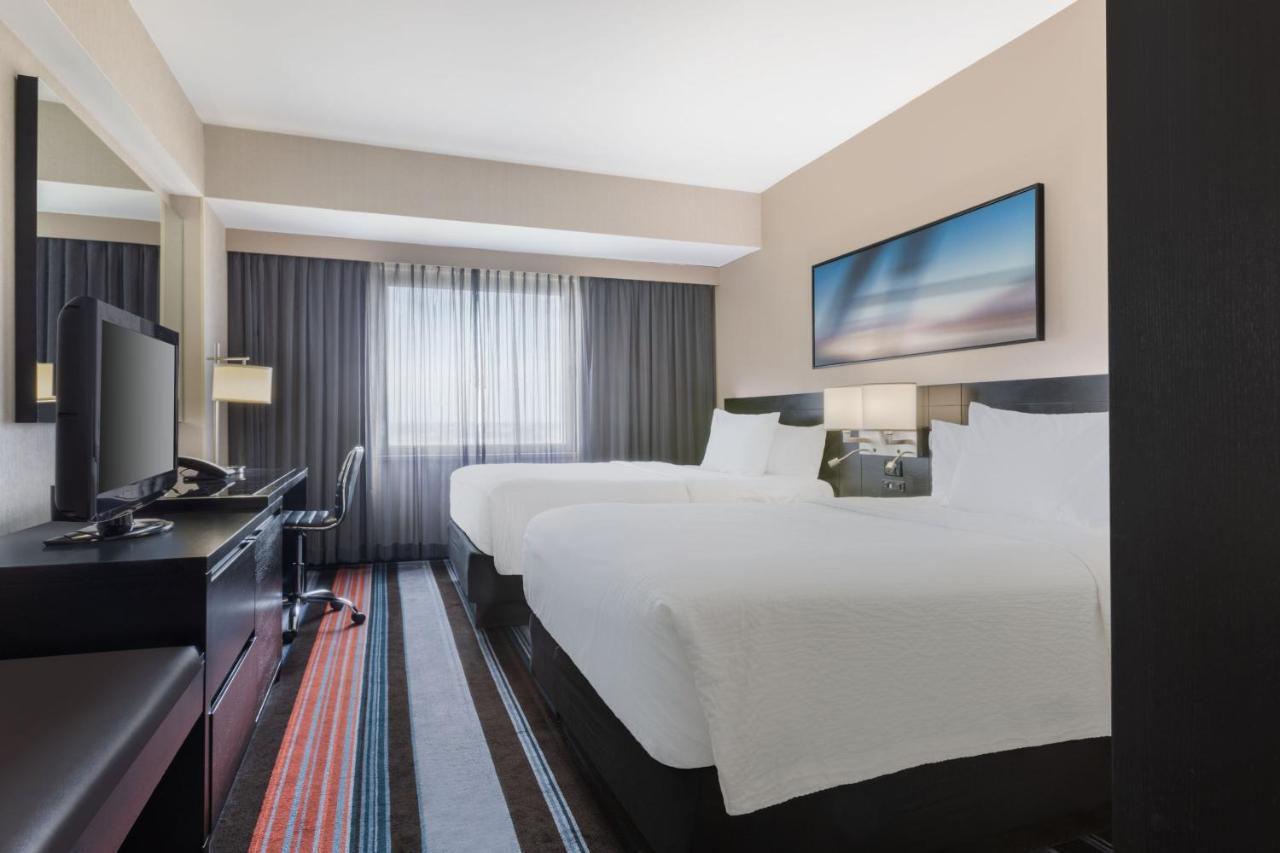 Courtyard By Marriott New York Jfk Airport Hotel Ngoại thất bức ảnh