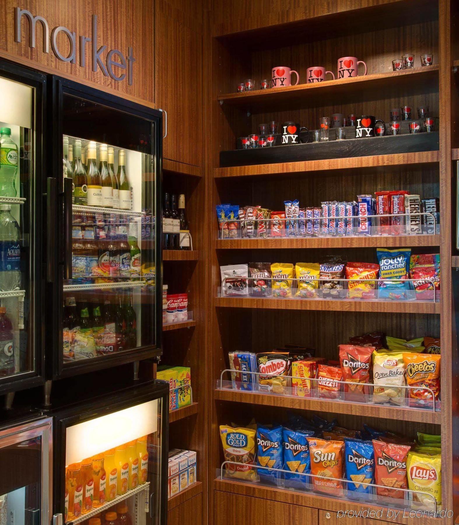 Courtyard By Marriott New York Jfk Airport Hotel Ngoại thất bức ảnh