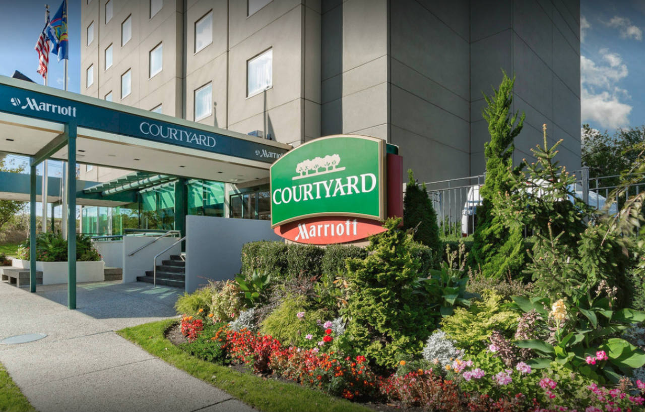 Courtyard By Marriott New York Jfk Airport Hotel Ngoại thất bức ảnh